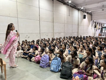 Girls Orientation by Sakhi Savitri Samitee — photo 6