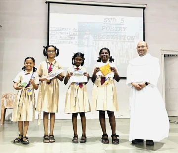 Literacy Week Prize Distribution Std 5 to 10 — photo 5