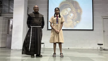 Miss Yuga Kamble secured 1st Rank in District Level Fencing Competition — photo 3