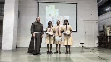 Biblical Fashion Show and Biblical Quiz Competition(2nd Prize) organized by Archdiocese of Bombay — photo 4